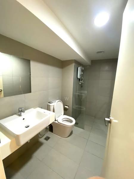 Kediaman Servis untuk Dijual di EkoCheras Service Residences - Kew . - Bathroom - PropertyGuru.com.my