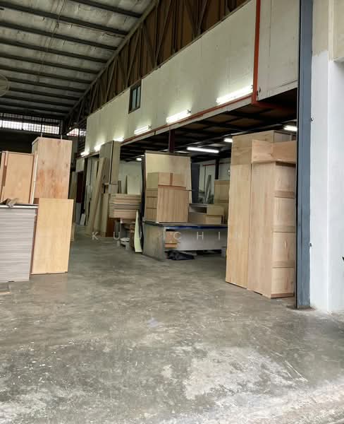 Terrace Factory for Sale in Taman Daya (Johor Bahru) - Kuu Chin - Interior - PropertyGuru.com.my