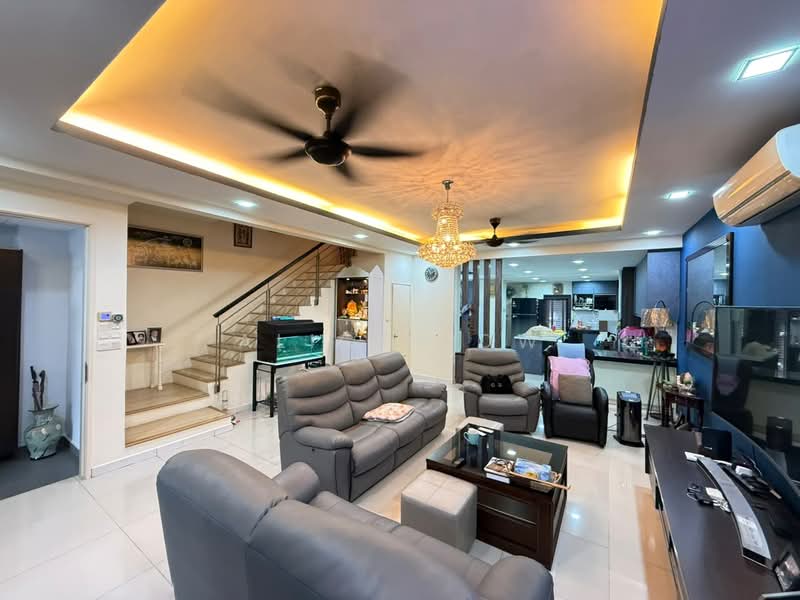 2.5-storey Terraced House for Sale in Sunway Alam Suria (Shah Alam) - Alice Low - Living Room - PropertyGuru.com.my