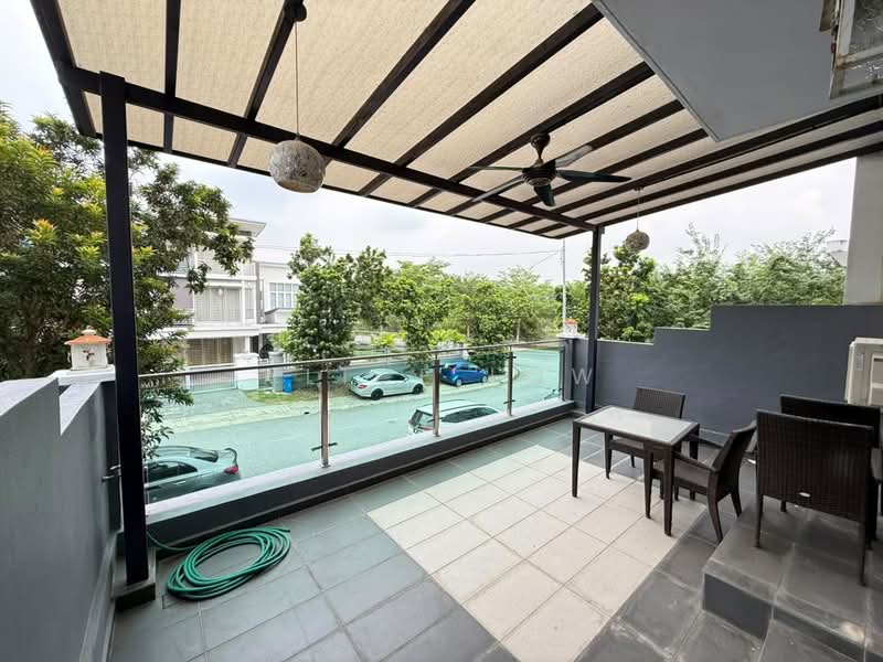 2.5-storey Terraced House for Sale in Sunway Alam Suria (Shah Alam) - Alice Low - Balcony - PropertyGuru.com.my