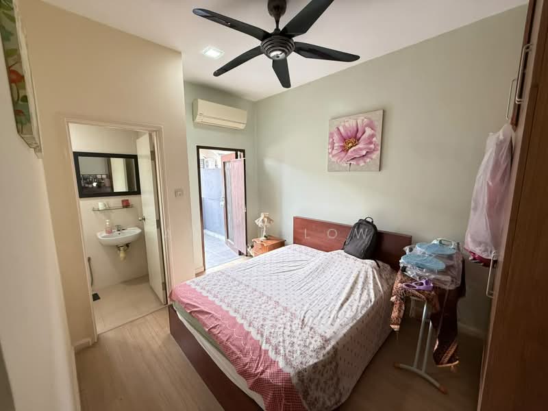 2.5-storey Terraced House for Sale in Sunway Alam Suria (Shah Alam) - Alice Low - Bedroom - PropertyGuru.com.my