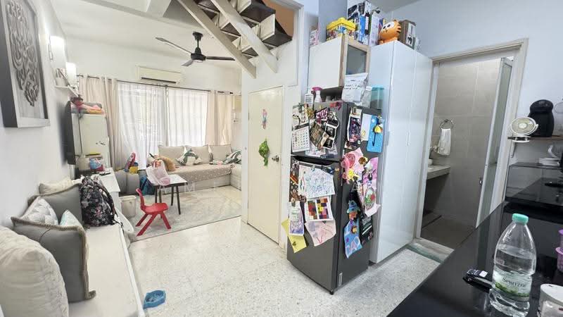 Rumah Teres 2-Tingkat untuk Dijual di SS19 (Subang Jaya) - Amelie Tan - Living Room - PropertyGuru.com.my
