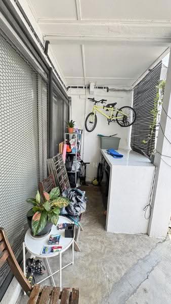 Rumah Teres 2-Tingkat untuk Dijual di SS19 (Subang Jaya) - Amelie Tan - Balcony - PropertyGuru.com.my