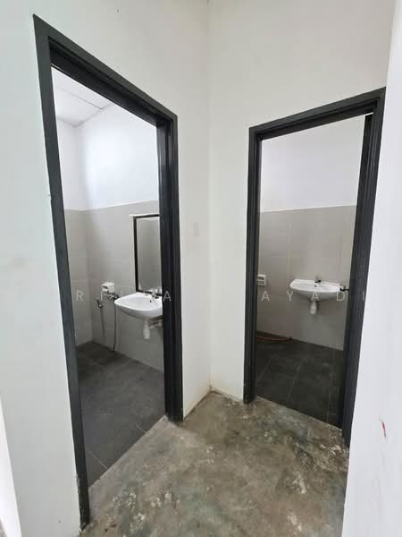 Kedai untuk Dijual di Permas Jaya (Johor) - APRILIA CHAYADI - PropertyGuru.com.my