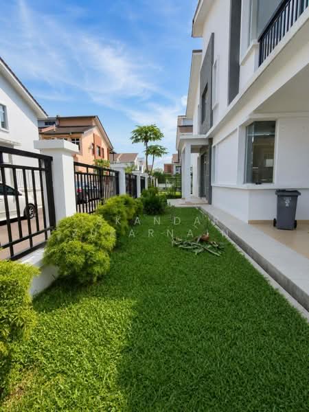 Rumah Teres untuk Dijual di Pasir Gudang (Johor) - Iskandar Zukarnain - Exterior - PropertyGuru.com.my