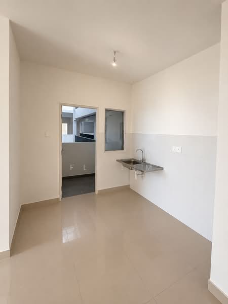 Condominium for Rent at Pitta Residensi - Fly Lim - Kitchen - PropertyGuru.com.my