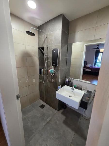Service Residence for Sale at AraTre' Residences - Jasmine Yap - Bathroom - PropertyGuru.com.my