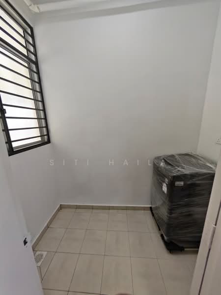 Kondominium untuk Disewa di Residensi Adelia 3 - Siti Haila - Interior - PropertyGuru.com.my