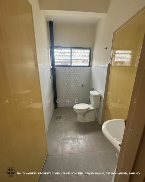 2-storey Terraced House for Sale in Kuantan (Pahang) - Atie Mohd Lotfie - Bathroom - PropertyGuru.com.my