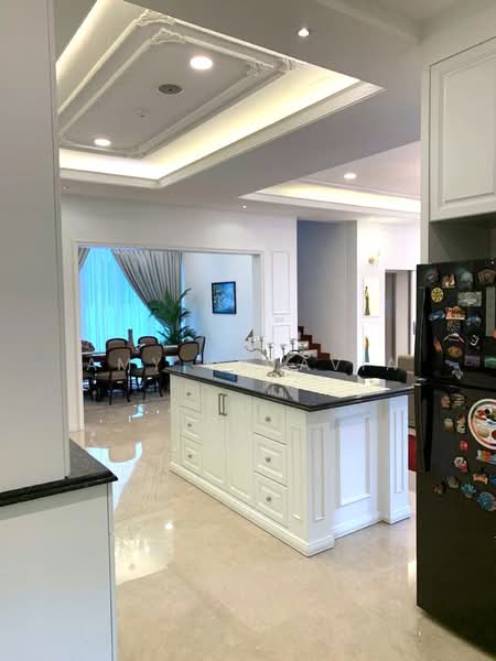 Bungalow House for Rent in Cyberjaya (Selangor) - Amy Oktavia - Kitchen - PropertyGuru.com.my