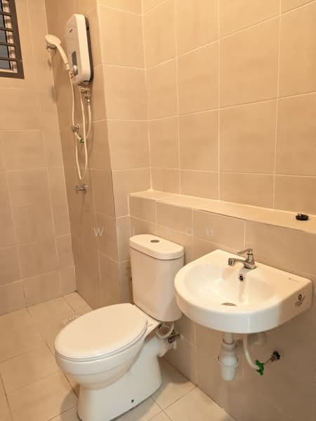 Kondominium untuk Disewa di Residensi Adelia 4 - Wil Koh - Bathroom - PropertyGuru.com.my
