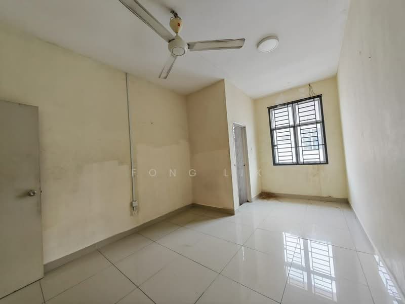 2-storey Terraced House for Sale in Taman Pulai Indah (Johor Bahru) - Fong Lik - Interior - PropertyGuru.com.my
