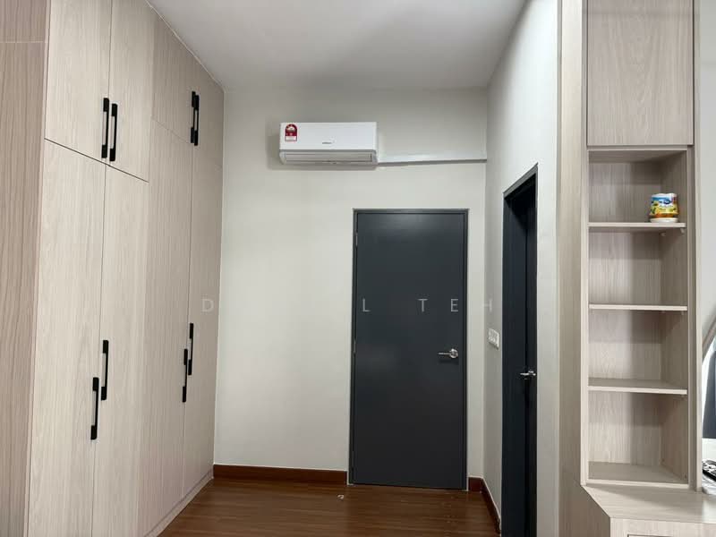 Service Residence for Sale at SUNSURIA FORUM SERVICED APARTMENT - Daniel Teh - Interior - PropertyGuru.com.my