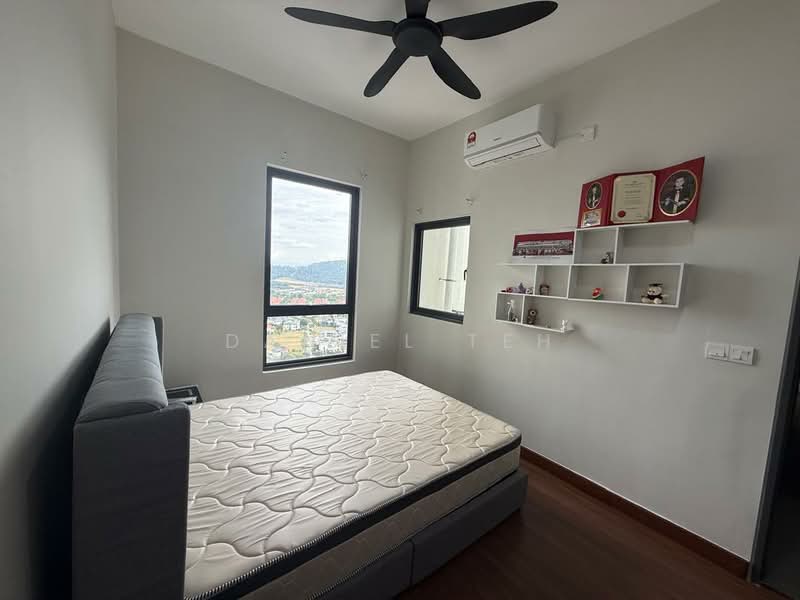 Service Residence for Sale at SUNSURIA FORUM SERVICED APARTMENT - Daniel Teh - Bedroom - PropertyGuru.com.my