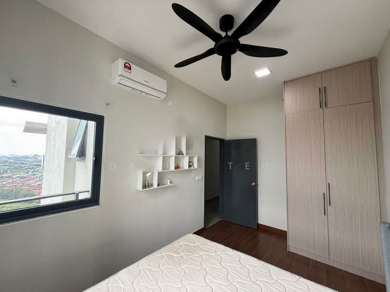 Service Residence for Sale at SUNSURIA FORUM SERVICED APARTMENT - Daniel Teh - Bedroom - PropertyGuru.com.my