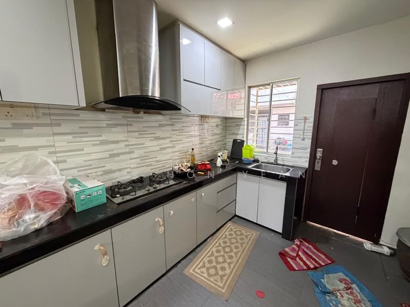 2-storey Terraced House for Sale in Puchong Perdana (Selangor) - Mak Hon Yean - Kitchen - PropertyGuru.com.my