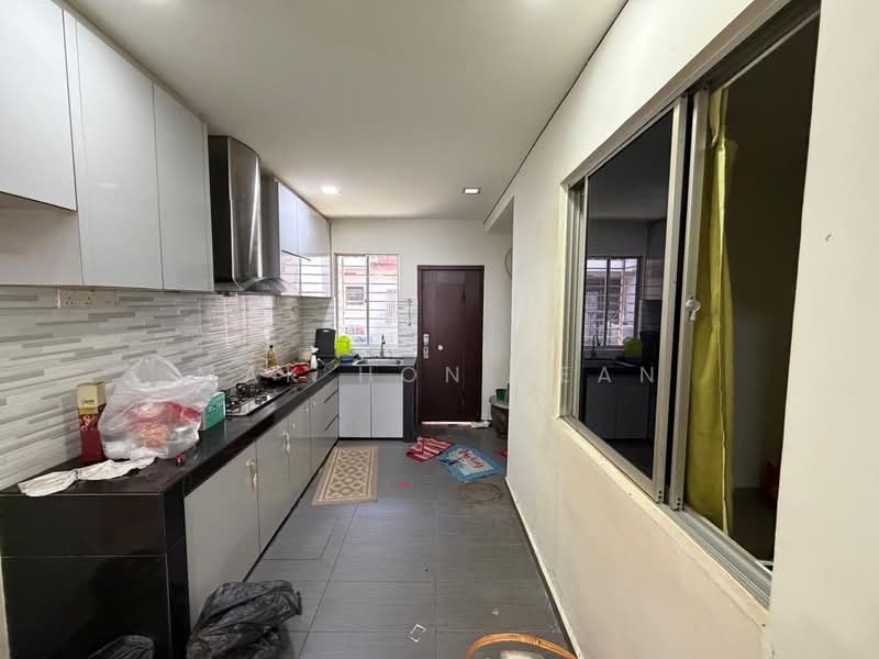 2-storey Terraced House for Sale in Puchong Perdana (Selangor) - Mak Hon Yean - Kitchen - PropertyGuru.com.my