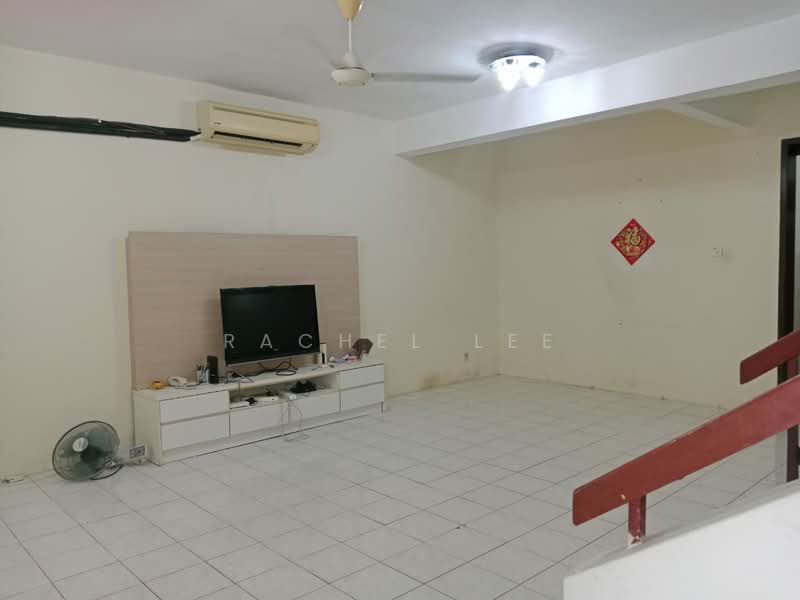 Rumah Teres untuk Dijual di Bandar Mahkota Cheras (Cheras) - Rachel Lee - Living Room - PropertyGuru.com.my
