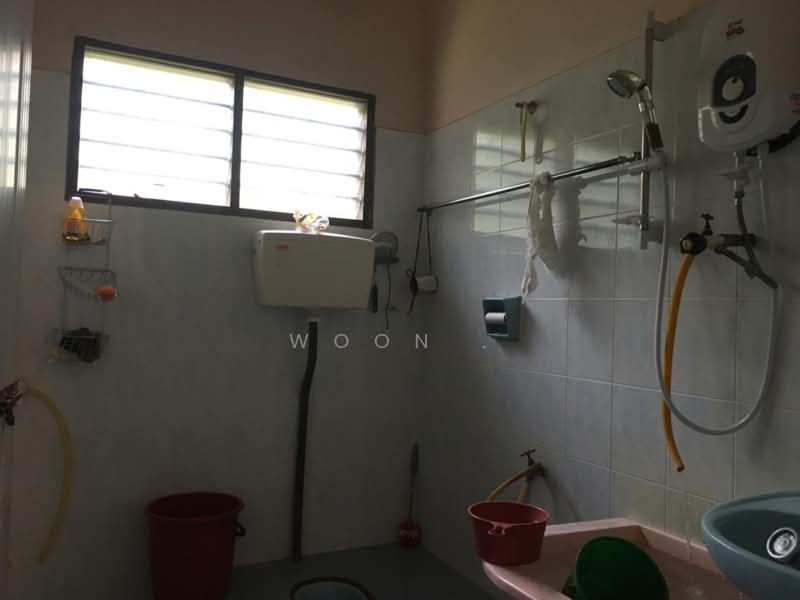 Bungalow House untuk Dijual di Rim (Melaka) - Woon . - Bathroom - PropertyGuru.com.my