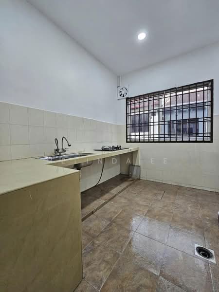 Rumah Teres 1.5-Tingkat untuk Dijual di Taman Impian Emas (Skudai) - Melinda Ee - Kitchen - PropertyGuru.com.my