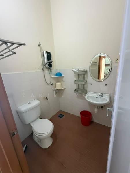 Rumah Teres 2-Tingkat untuk Dijual di Austin (Johor Bahru) - Daniel Yong - Bathroom - PropertyGuru.com.my