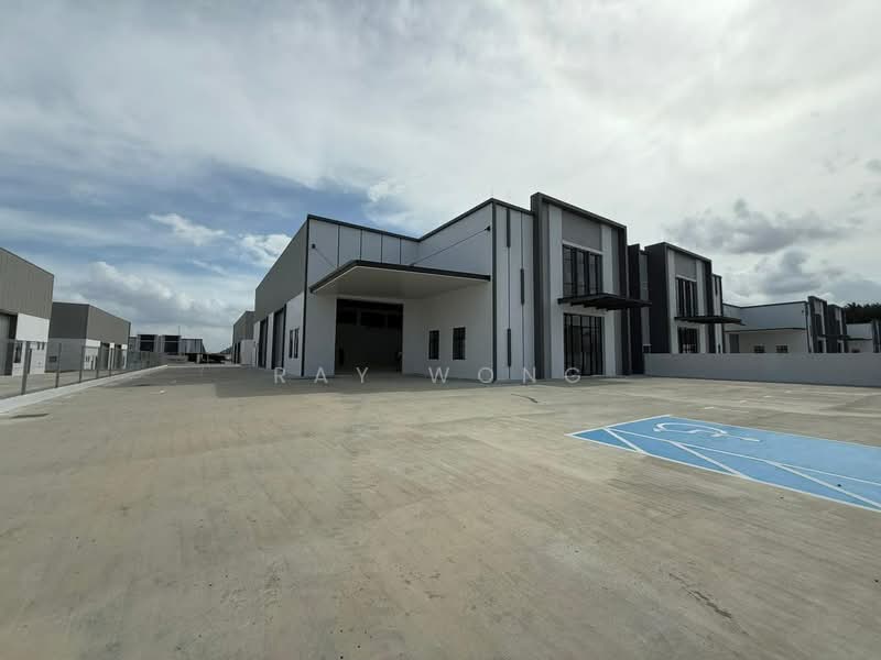 Kilang untuk Disewa di Eco Business Park 1 (Johor Bahru) - Ray Wong - Exterior - PropertyGuru.com.my