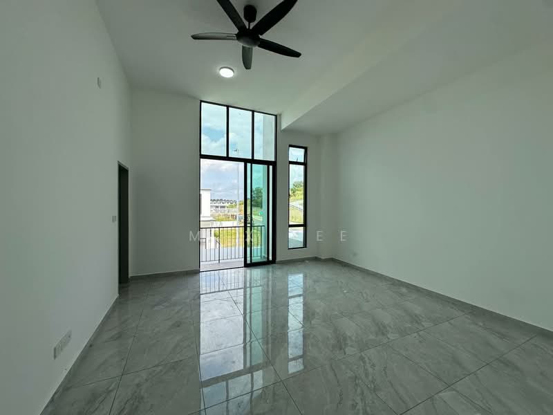 Rumah Teres 2-Tingkat untuk Disewa di Bandar Kulai (Kulai) - Max Yee - Balcony - PropertyGuru.com.my