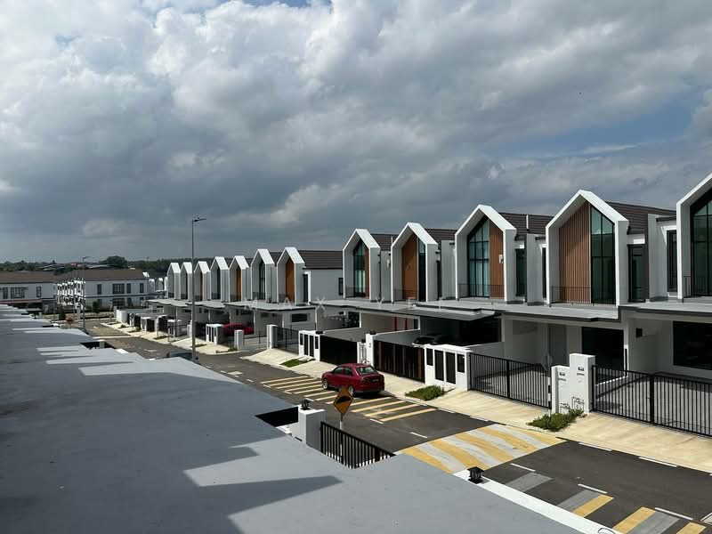 Rumah Teres 2-Tingkat untuk Disewa di Bandar Kulai (Kulai) - Max Yee - Exterior - PropertyGuru.com.my