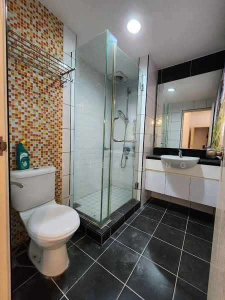 3-storey Terraced House for Sale in Lake Fields (Sungai Besi) - Volster Leng - Bathroom - PropertyGuru.com.my