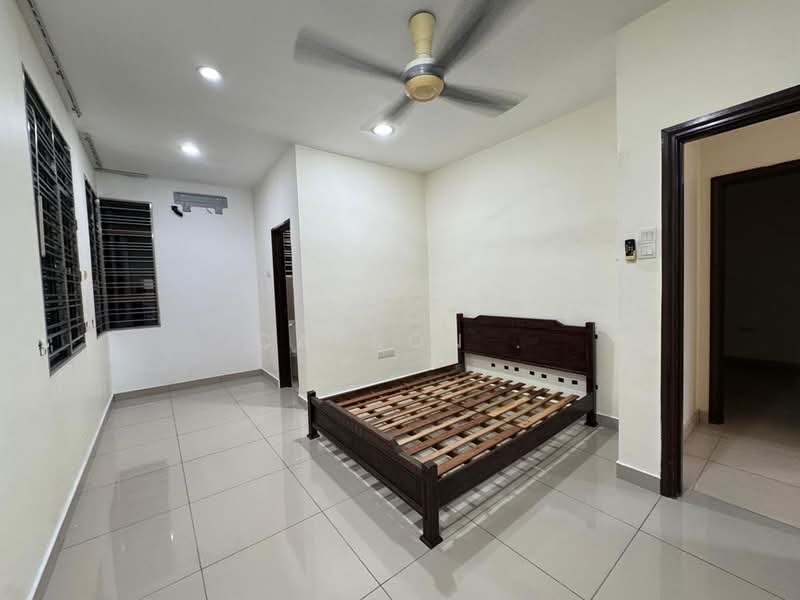 2-storey Terraced House for Sale in Bandar Dato Onn (Tebrau) - Carson . - Bedroom - PropertyGuru.com.my