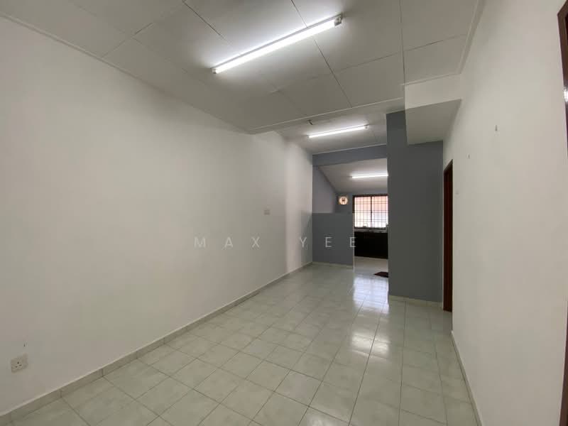 1-storey Terraced House for Rent in Bandar Putra (Kulai) - Max Yee - Interior - PropertyGuru.com.my