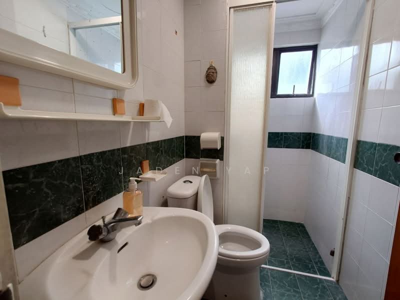 Condominium for Rent at Maxwell Towers - Jaden Yap - Bathroom - PropertyGuru.com.my