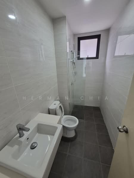 Condominium for Rent at Brezza Hill - Herman Chia - Bathroom - PropertyGuru.com.my
