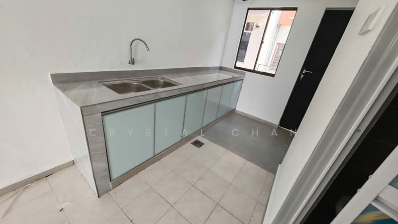 Rumah Teres 2-Tingkat untuk Dijual di Taman Nusantara (Iskandar Puteri (Nusajaya)) - Crystal Chan - Kitchen - PropertyGuru.com.my