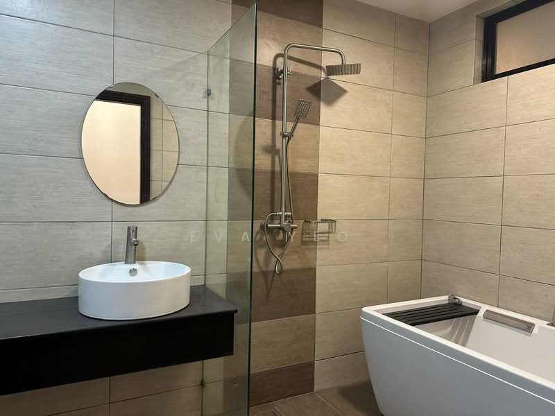 Service Residence for Sale at Molek Regency - Eva Yeo - Bathroom - PropertyGuru.com.my