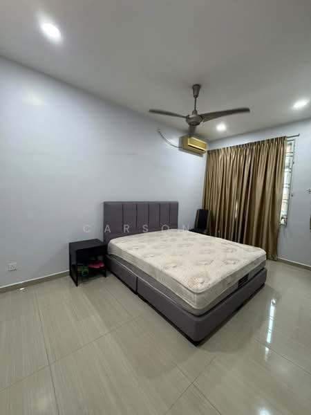 2-storey Terraced House for Sale in Taman Gaya (Ulu Tiram) - Carson . - Bedroom - PropertyGuru.com.my
