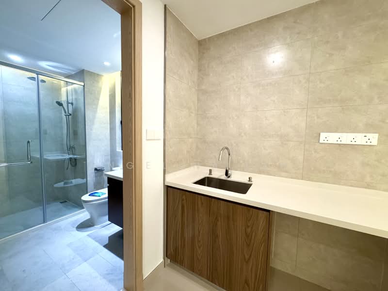 Service Residence for Sale at R&F Princess Cove Phase 1 - Angelina Tan - Bathroom - PropertyGuru.com.my
