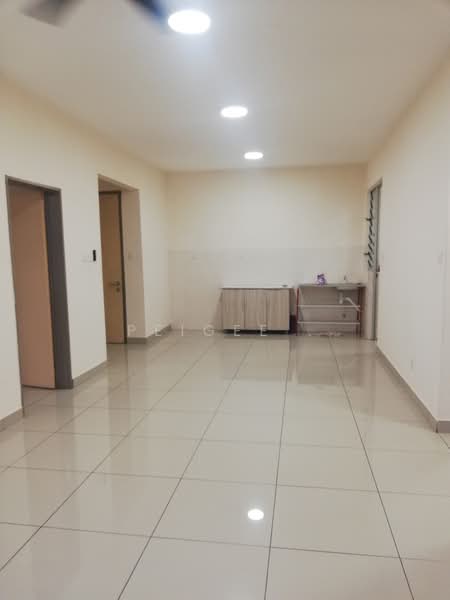 Service Residence for Rent at Platinum Lake PV 21 - PeiGee . - Kitchen - PropertyGuru.com.my