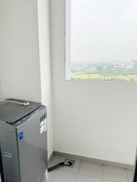 Kediaman Servis untuk Disewa di Wave @ Marina Cove - Ray Wong - Balcony - PropertyGuru.com.my