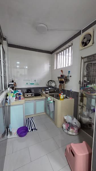 1-storey Terraced House for Sale in Taman Rinting (Masai) - Edward Siow - Kitchen - PropertyGuru.com.my
