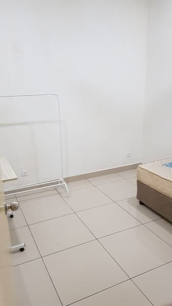Pangsapuri untuk Disewa di Seri Pinang - Annie Kho - Bedroom - PropertyGuru.com.my