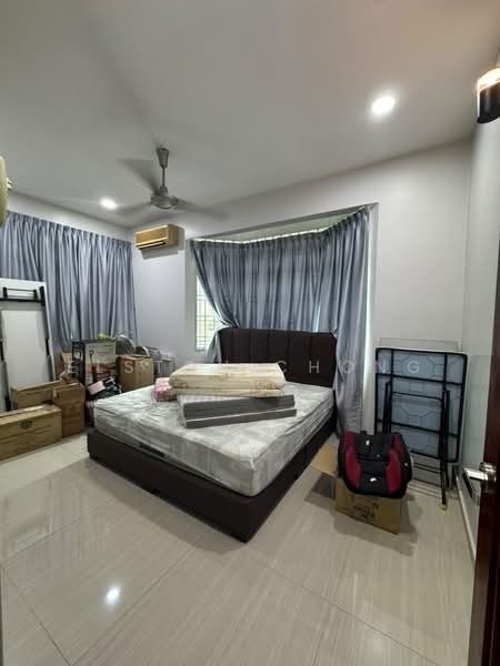 2-storey Terraced House for Sale in Taman Gaya (Ulu Tiram) - Elston Chong - Bedroom - PropertyGuru.com.my