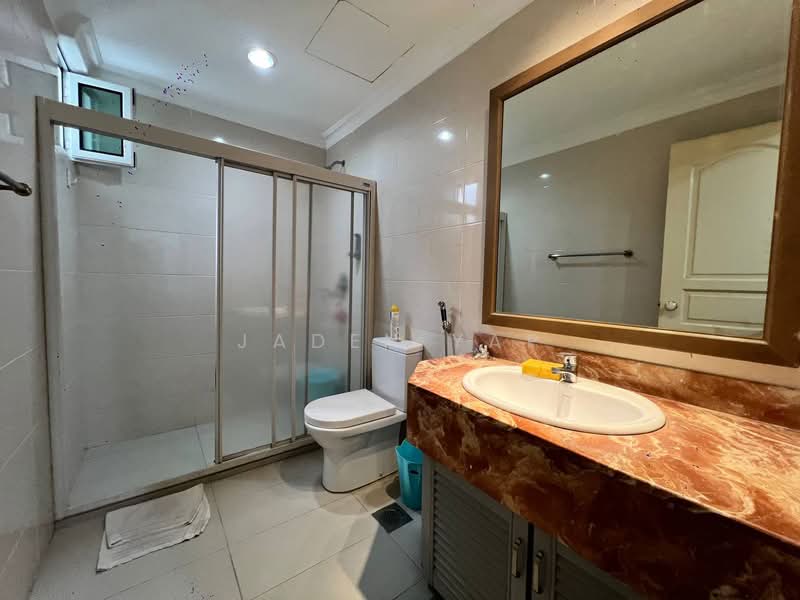 Kondominium untuk Disewa di Corinthian Condominium - Jaden Yap - Bathroom - PropertyGuru.com.my