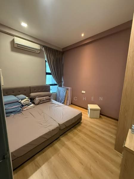 Service Residence for Sale at D'Summit Residences - Kelly Chen - Bedroom - PropertyGuru.com.my