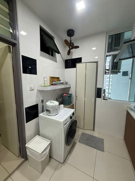 Service Residence for Sale at D'Summit Residences - Kelly Chen - Interior - PropertyGuru.com.my