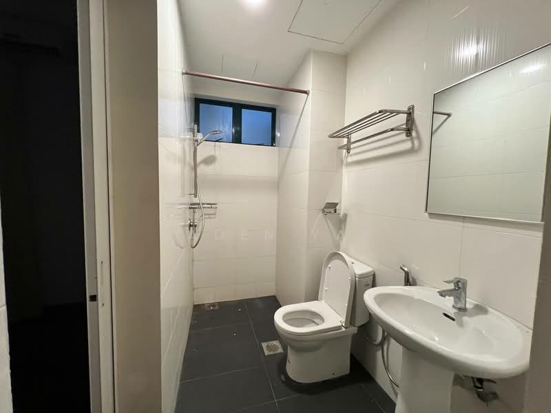 Kondominium untuk Disewa di Corinthian Condominium - Jaden Yap - Bathroom - PropertyGuru.com.my
