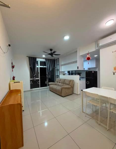 Kediaman Servis untuk Disewa di Midas @ Seri Alam - Jack Ching - Living Room - PropertyGuru.com.my