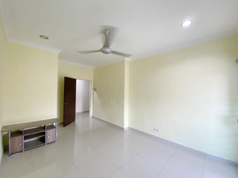 Rumah Teres untuk Dijual di Laman Rimbunan (Kepong) - Nicole . - Living Room - PropertyGuru.com.my