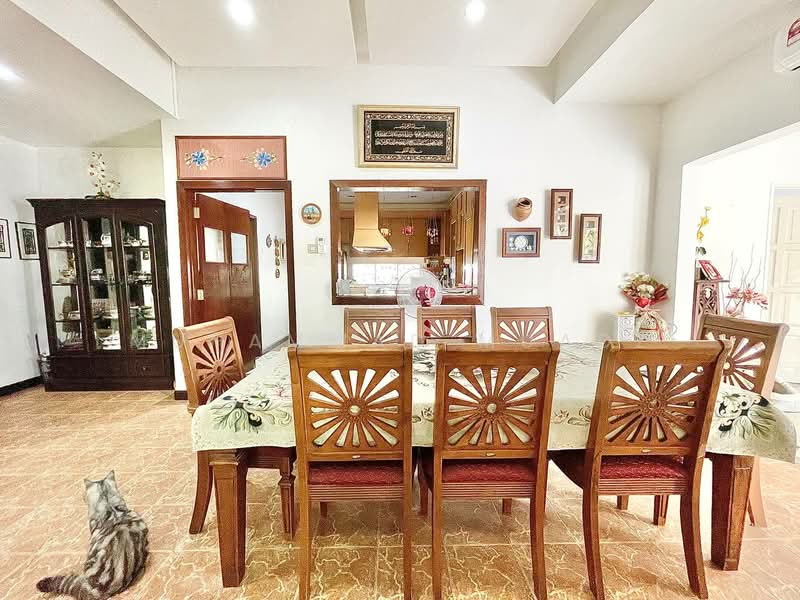Semi-Detached House for Sale in Ampang (Selangor) - Muhammad Muadz - Dining Room - PropertyGuru.com.my