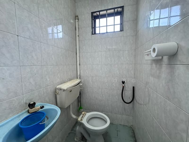 2-storey Terraced House for Sale in Taman Pontian Jaya (Pontian) - Daniel Yong - Bathroom - PropertyGuru.com.my